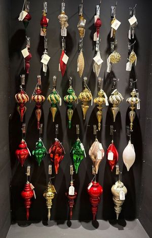 BOLA EM FORMA DE GOTA - 130-3000032