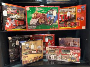 B/O CHRISTMAS TRAIN WITH LIGHTMUSICSMOKING 20PCS - 201-7800104B