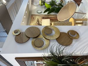 PLACA DE PAREDE 157,50X7X66,70 CM - 448-5320030